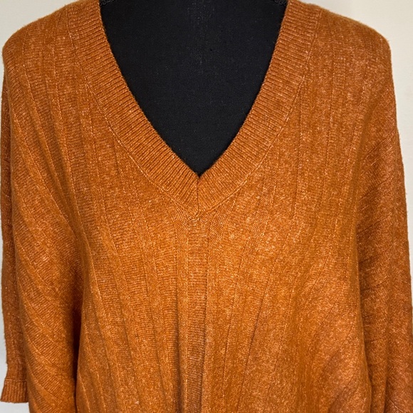 Simply Vera Vera Wang Rust V-Neck Sweater - Picture 3 of 5